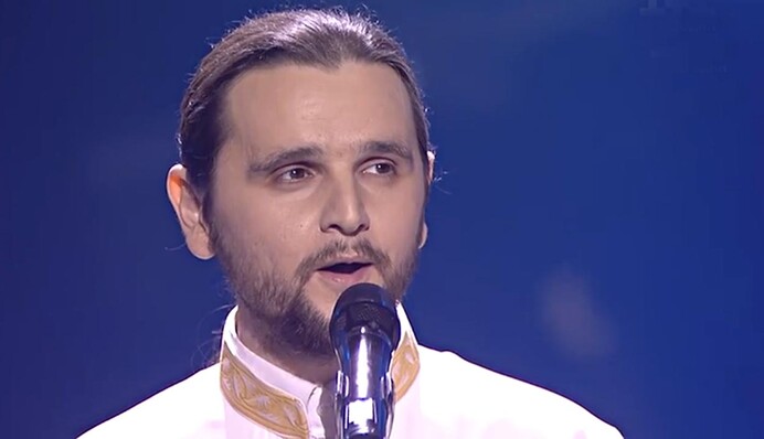 Победителем 