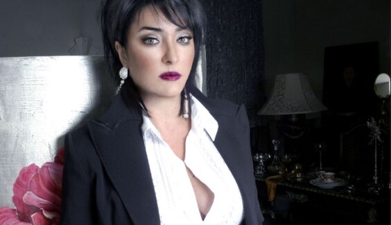 СБУ опубликовала фото Лолиты с голой грудью