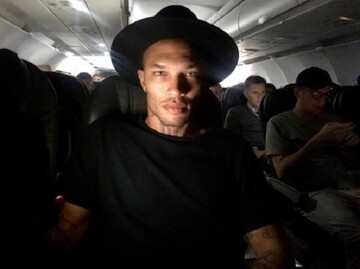 Самого красивого преступника США не пустили в Великобританию