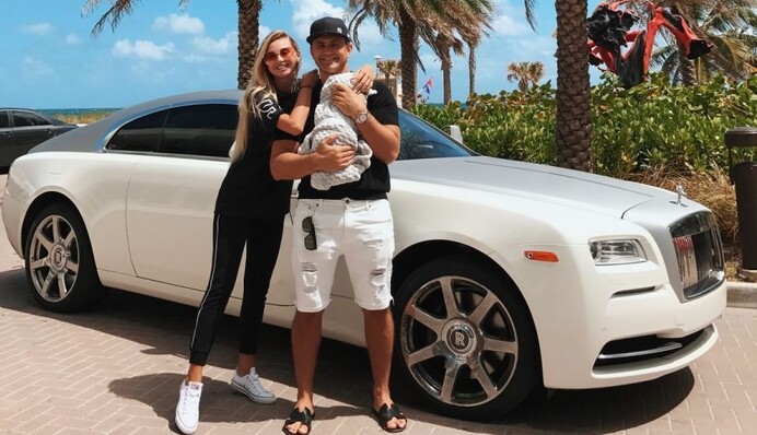 Молодая жена Николая Тищенко рассказала о своих легких родах в США