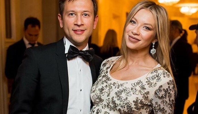 Дмитрий Ступка похвастался коляской для новорожденной дочери