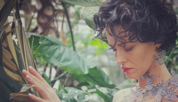 Украинская секс-бомба спела о свадьбе: появилось аудио