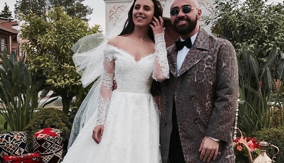 Свадебное платье для Джамалы шили в Китае без единой примерки