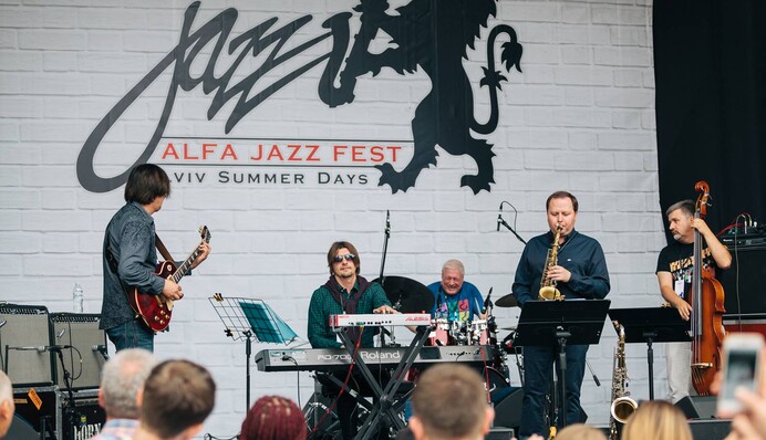 Организаторы Alfa Jazz Fest призвали не превращать фестиваль в политическую арену