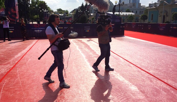 Красная дорожка перед открытием Евровидения-2017: эксклюзивные фото