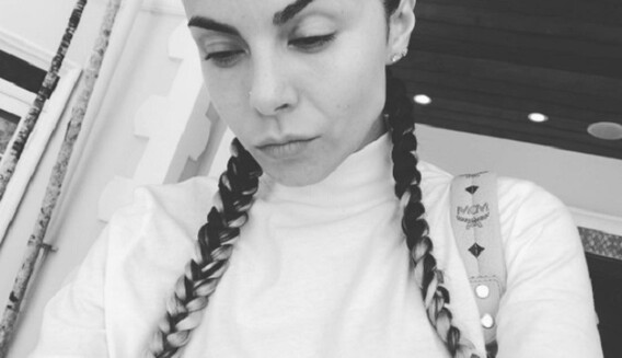 Настя Каменских ужаснула фанов новым имиджем: опубликовано фото