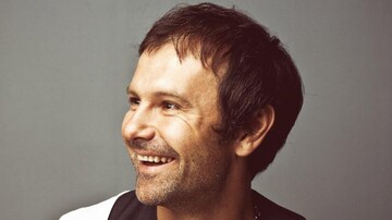 Вакарчук празднует день рождения: интересные факты из жизни и редкие фото лидера ОЭ