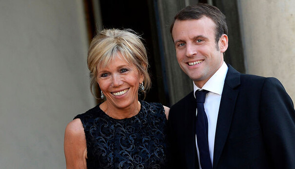 Жена Макрона приехала на инаугурацию мужа в дизайнерском наряде: первые фото и видео