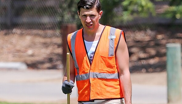 Организаторы Евровидения-2017 рассказали, что надо сделать с показавшим голый зад на сцене