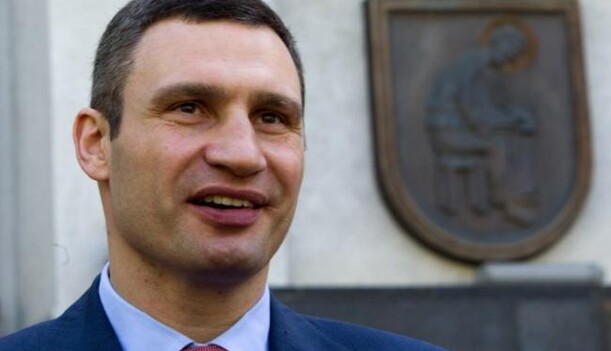 Мэр Киева повеселил соцсети танцами под Бритни Спирс: опубликовано видео