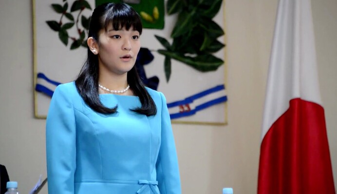 Японская принцесса отречется от титула ради возлюбленного: опубликованы фото