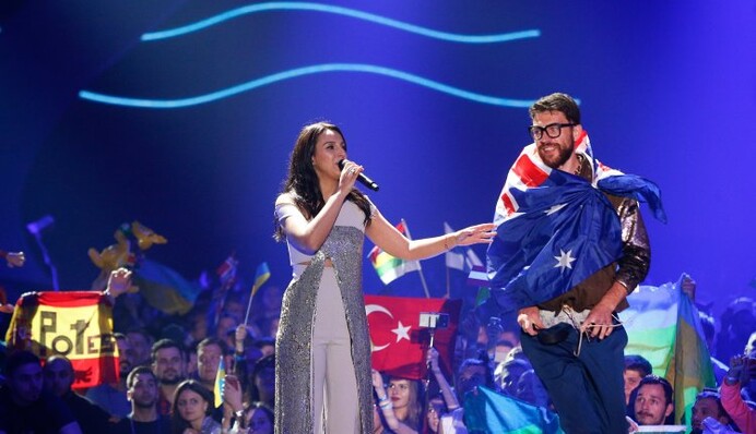 Показавший голый зад на Евровидении Седюк сделал селфи с Джамалой