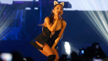 Теракт в Манчестере: появилась реакция певицы Арианы Гранде