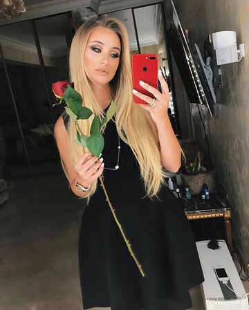 Молодая жена ресторатора Тищенко показала маленького сына: опубликовано фото