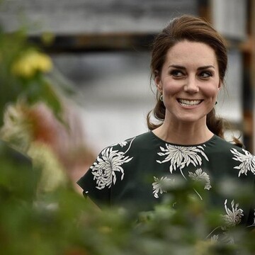 Кейт Миддлтон пришла на выставку цветов в платье за две тысячи долларов: появились фото