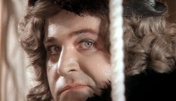 Здравствуйте, я ваша тетя: база 