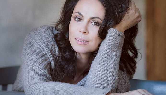 Жена Кличко похвасталась музыкальными талантами супруга: опубликовано видео