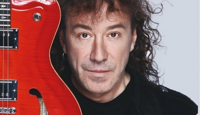 За Крым: известный российский музыкант попал в базу 