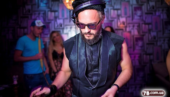 Скандал вокруг приезда в Украину российского диджея, посещавшего оккупированный Крым: СБУ дала пояснения