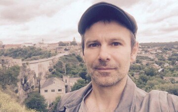 Вакарчук чуть не сгорел на концерте: опубликовано фото