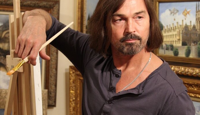 Автор портрета Януковича загремел в 