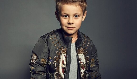 Тина Кароль похвасталась успехами своего сына в Англии