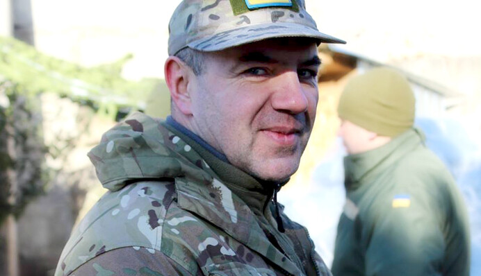 С Крымом все просто, для Путина он уже умер - волонтер Роман Доник