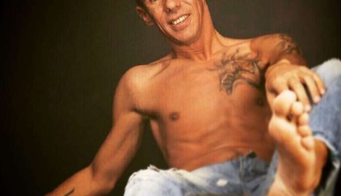 Готовьте попкорн: Панин хочет снять еще одно видео в женском белье