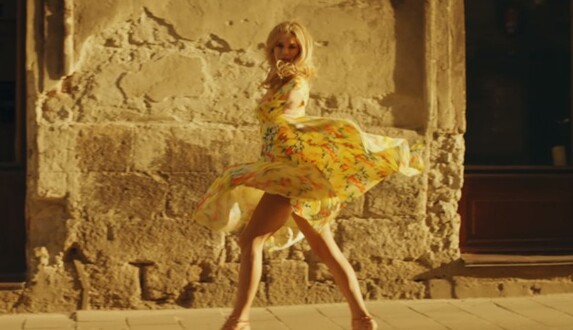 Чтобы в России не обиделись: украинская звезда опозорилась с новым клипом