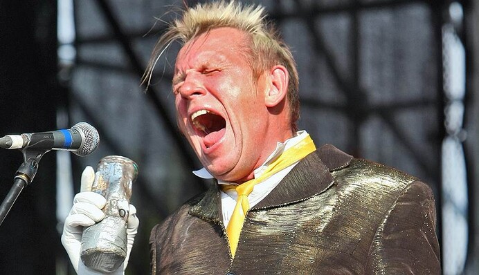 Пусть Бог шельму метит: 