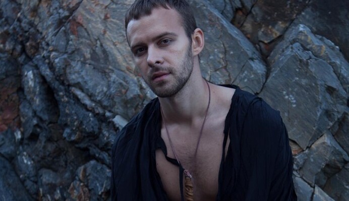 Барских на коне стал героем любовных стихов: опубликовано фото