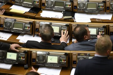 Как Администрация президента собирает голоса в парламенте в поддержку законопроектов МВФ