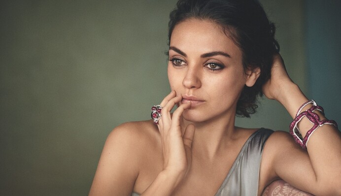 Голливудская звезда из Украины купила особняк за 10 миллионов долларов: опубликованы фото и видео