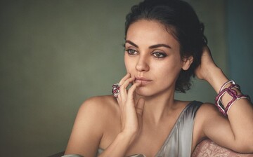 Голливудская звезда из Украины купила особняк за 10 миллионов долларов: опубликованы фото и видео