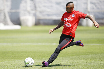 Німеччина - Чилі 1:1:  хроніка матчу, відео голів