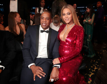 Названы имена новорожденных двойняшек Бейонсе