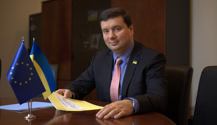 Александр Данченко: Мы проигрываем войну - не танками, а информационно