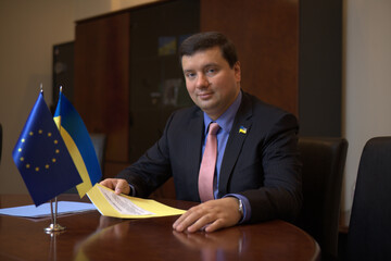 Александр Данченко: Мы проигрываем войну - не танками, а информационно