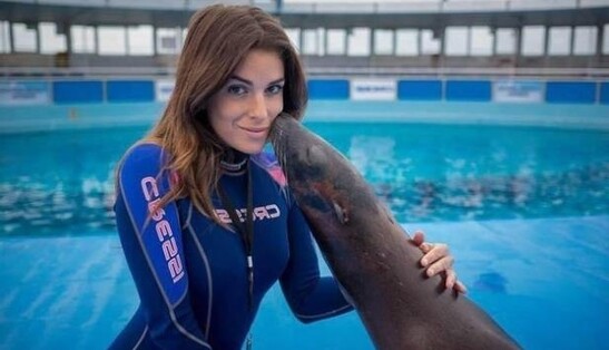 Никогда не сдаваться: итальянская модель с изуродованным лицом вдохновила женщин своим поступком