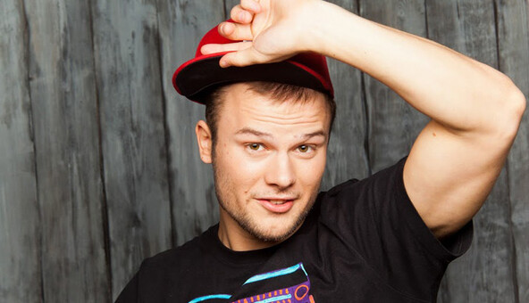 Запрещенный в Украине певец похвастался фотографиями из центра Киева