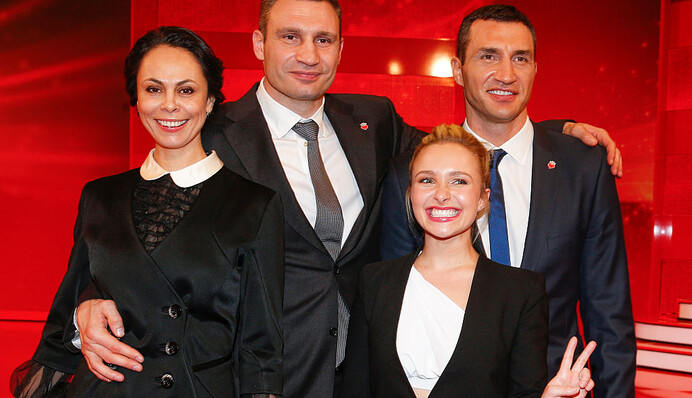 Жена Кличко похвасталась дуэтом с американской актрисой: опубликовано видео