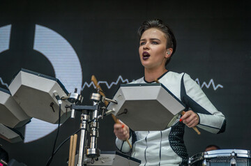 Культовые рокеры Kasabian и Onuka: эксклюзивные фото второго дня Atlas Weekend в Киеве