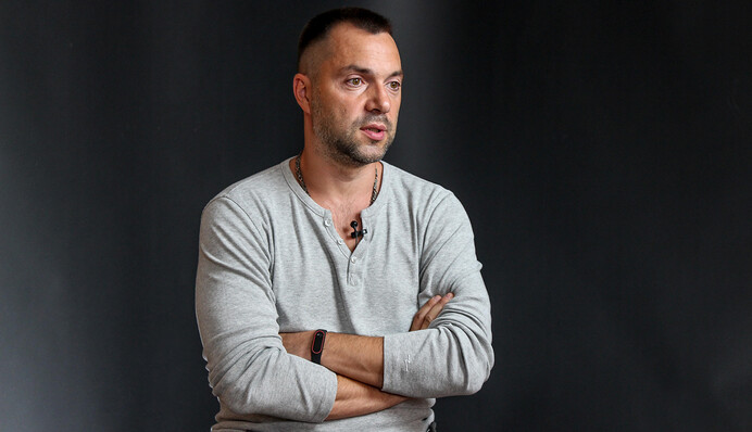 Украинцы воюют лучше россиян, с начала года у нас минимум семь побед - Алексей Арестович