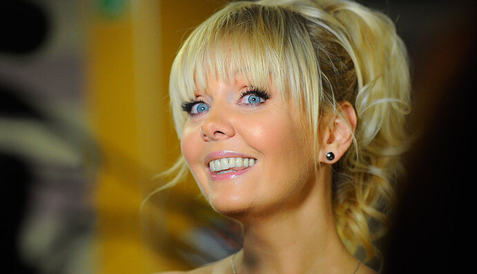 Память отшибло: российская певица-