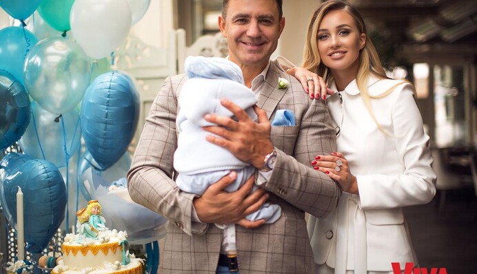 Тищенко с молодой женой и сыном украсили обложку глянца: опубликованы фото