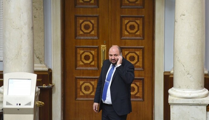 Одного не жалко, другой - случайный человек: имена депутатов, которых Рада 