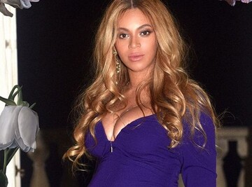 Бейонсе впервые показала новорожденную двойню: опубликовано фото