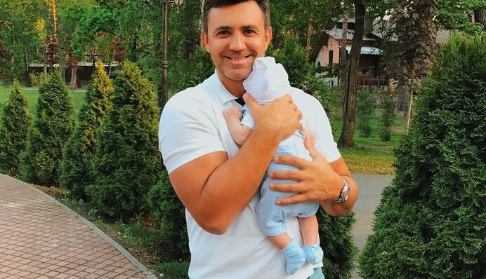 Что не попало на страницы глянца: появилось видео с Тищенко, его молодой супругой и сыном