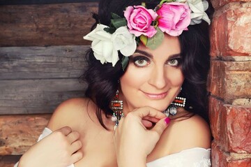 Звезда российского шансона оказалась прикованной к постели