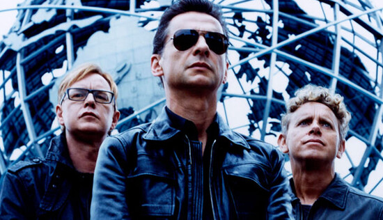Depeche Mode в полном составе прибыли в Киев: опубликовано видео